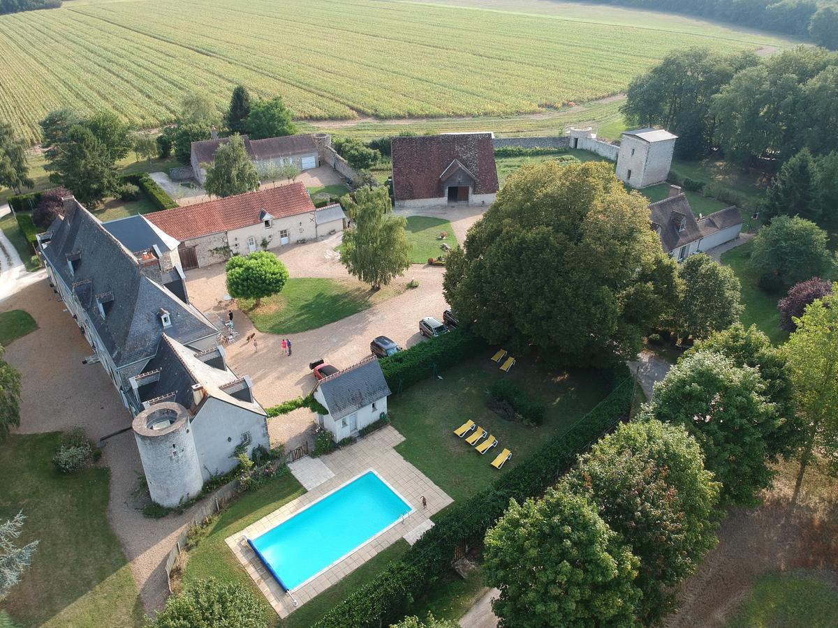 Bed and Breakfast Manoir De Chaix Truyes Zewnętrze zdjęcie